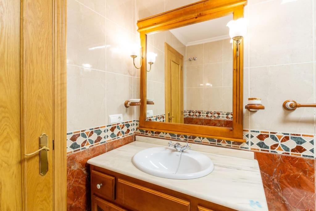 Apartamento Atico Duplex سانتا بولا المظهر الخارجي الصورة